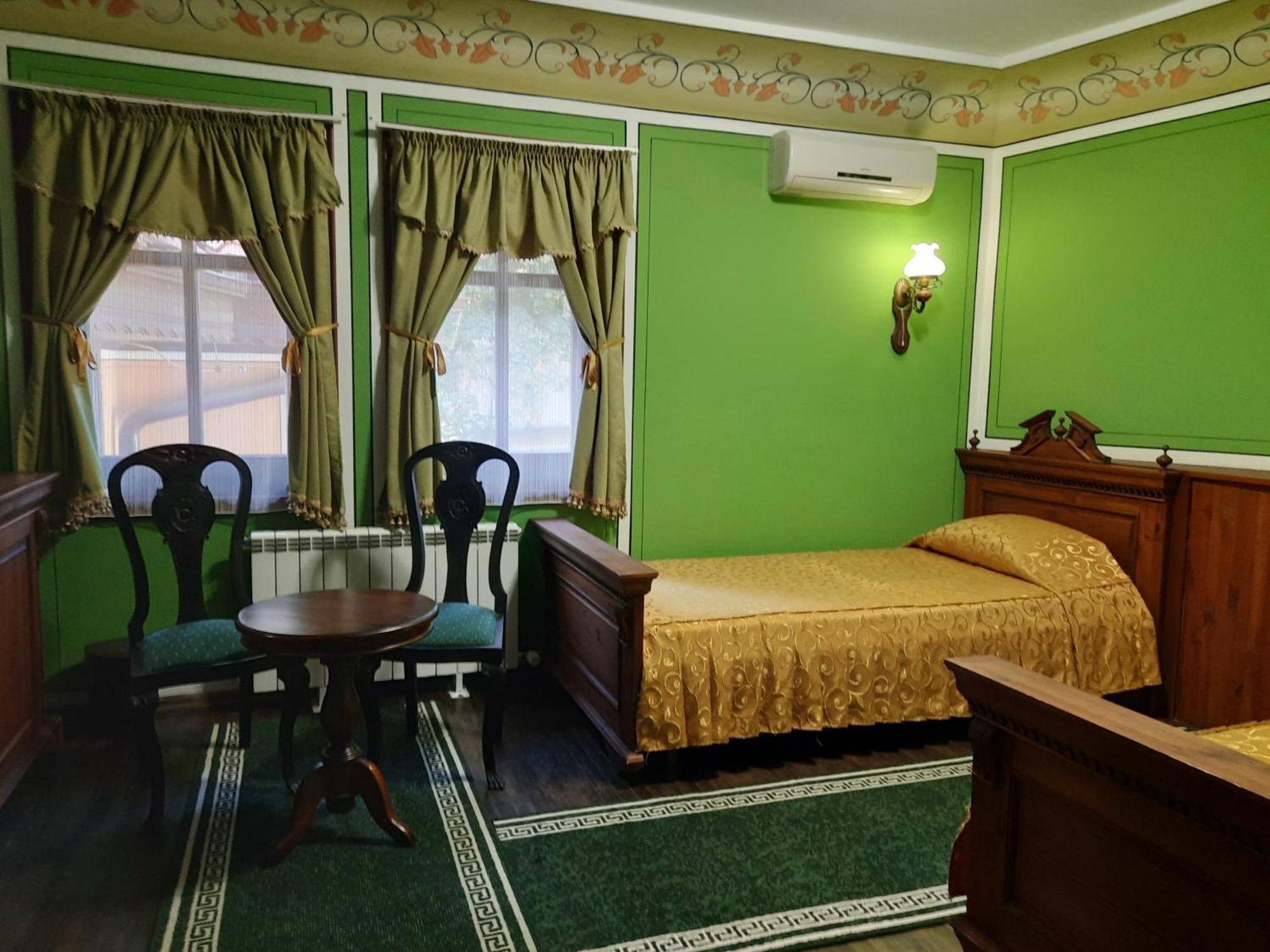 פלובדיב Family Hotel At Renaissance Square מראה חיצוני תמונה