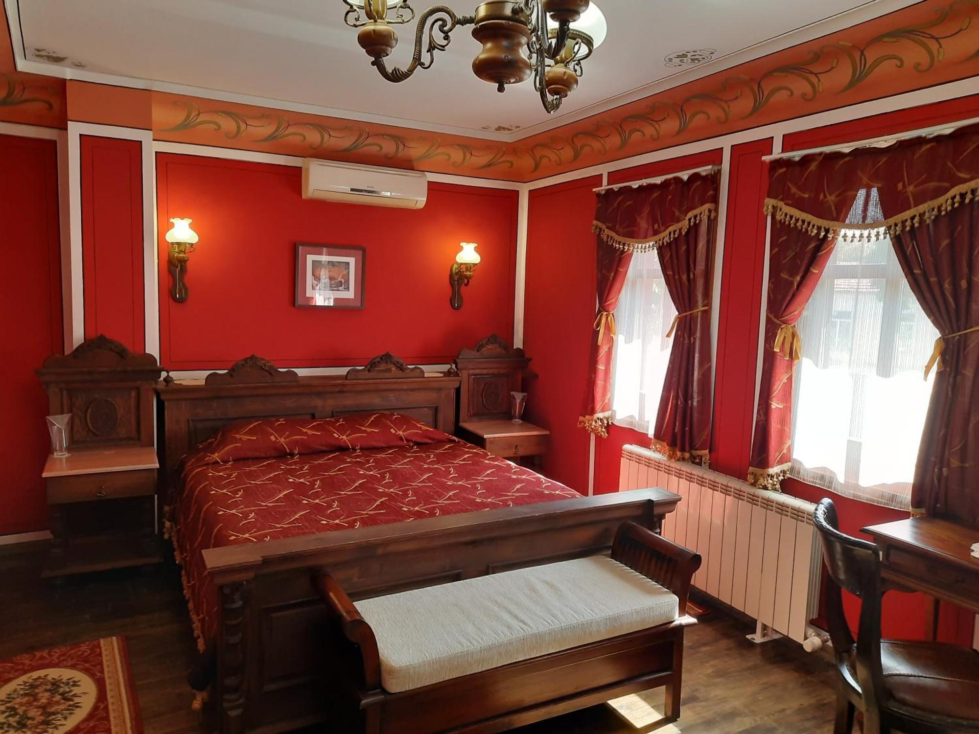 פלובדיב Family Hotel At Renaissance Square מראה חיצוני תמונה