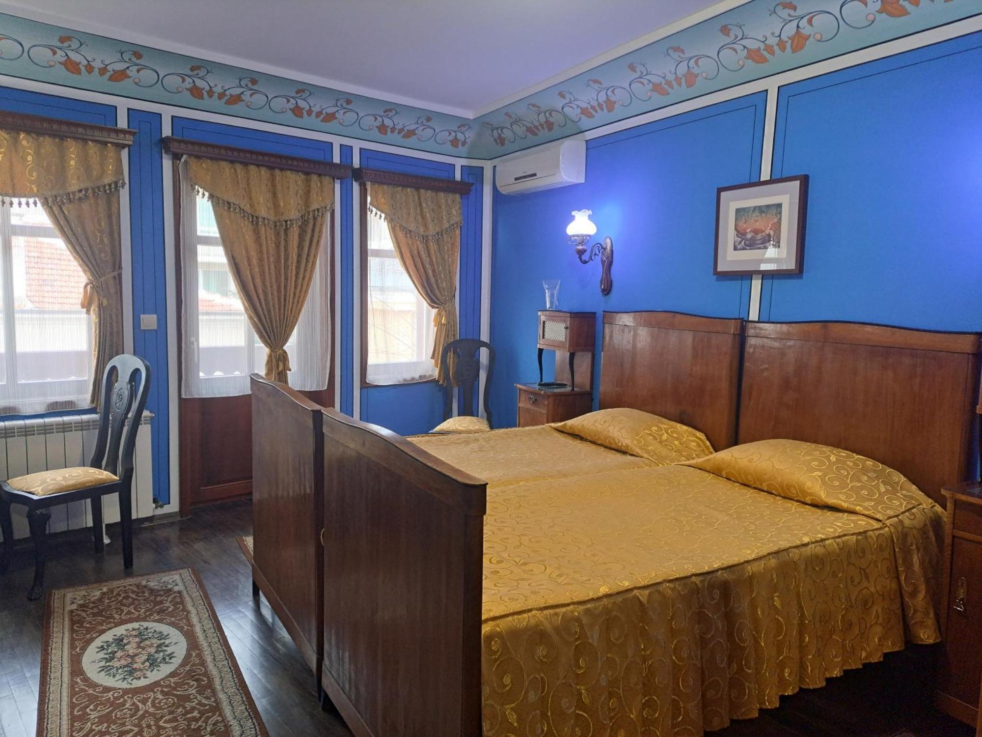 פלובדיב Family Hotel At Renaissance Square מראה חיצוני תמונה