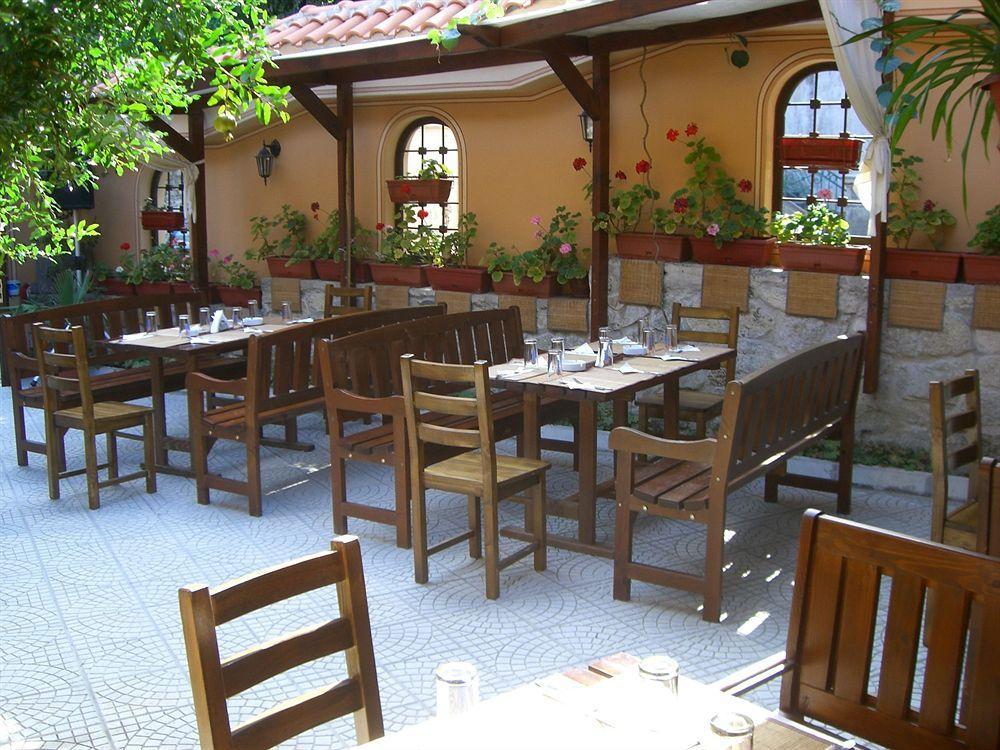 פלובדיב Family Hotel At Renaissance Square מראה חיצוני תמונה